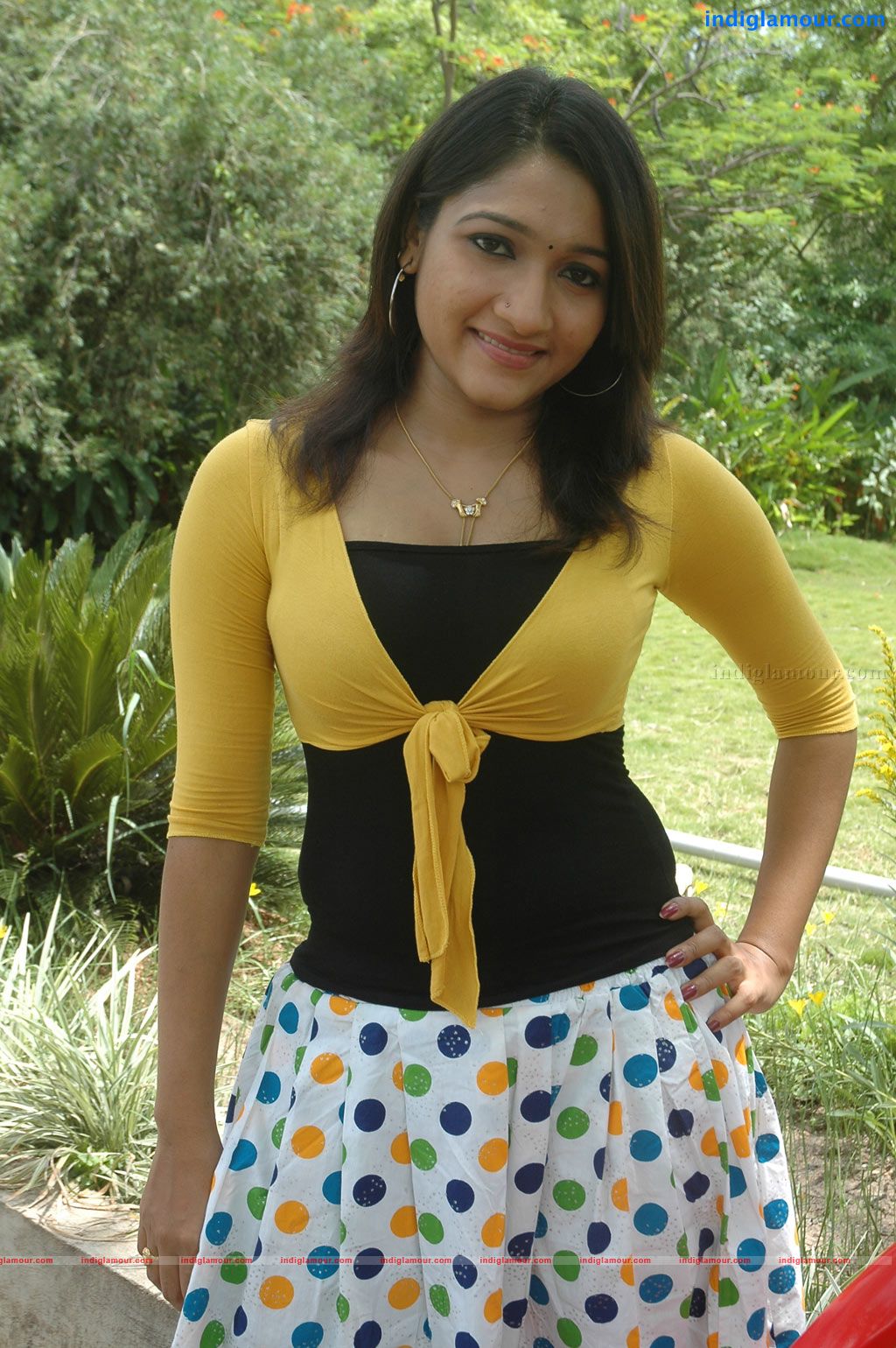 Aduthaduthu Movie hd photo