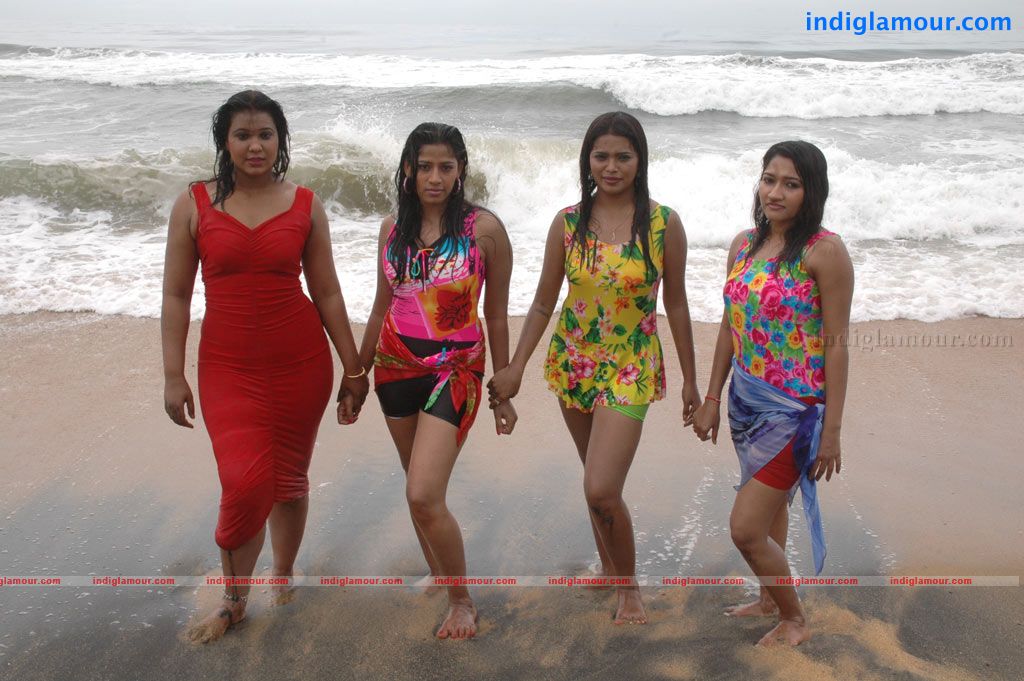 Aduthaduthu Movie hd photo