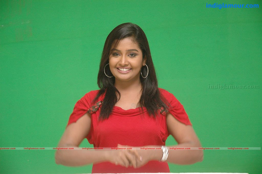 Aduthaduthu Movie hd photo