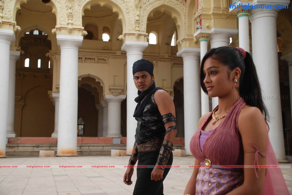 18 vayasu Movie hd photo