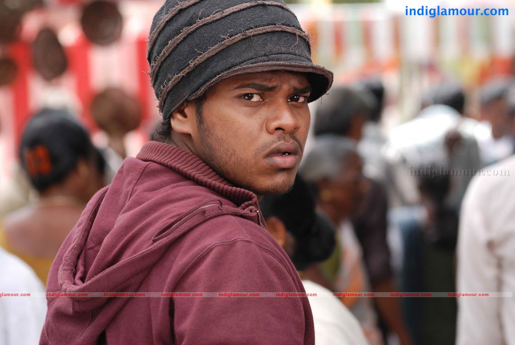 18 vayasu Movie hd photo