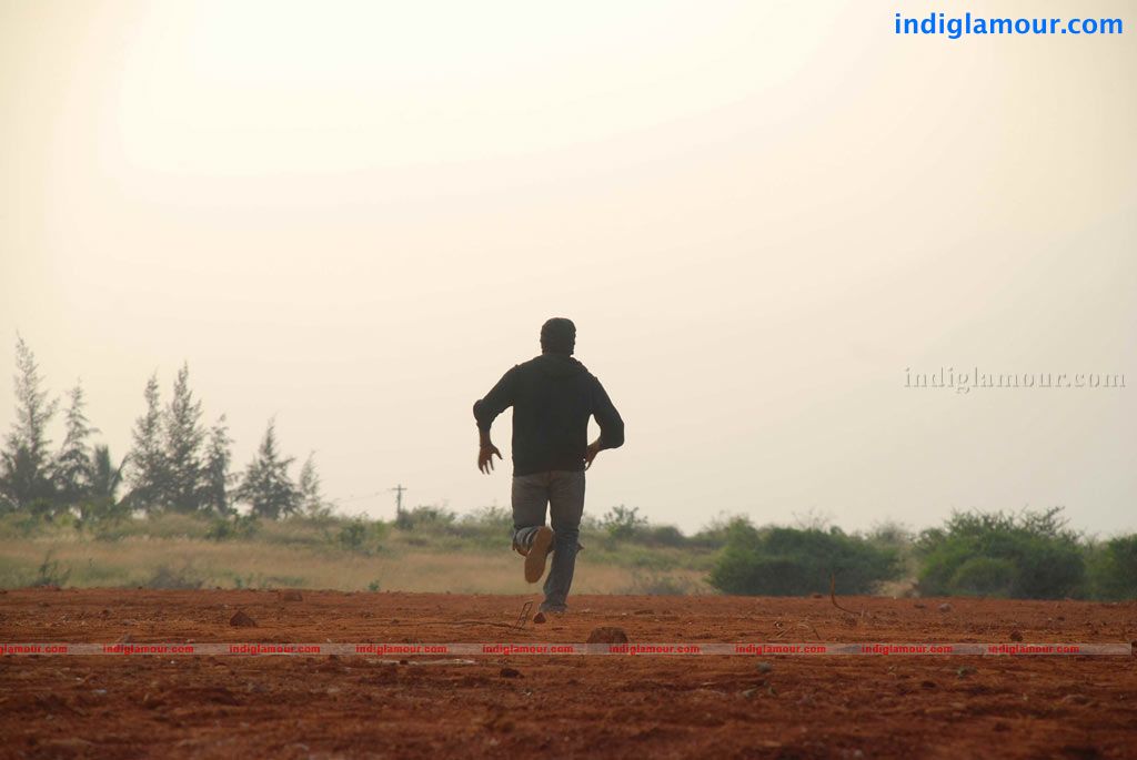 18 vayasu Movie hd photo