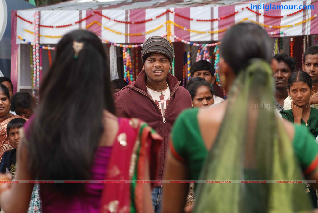 18 vayasu Movie hd photo