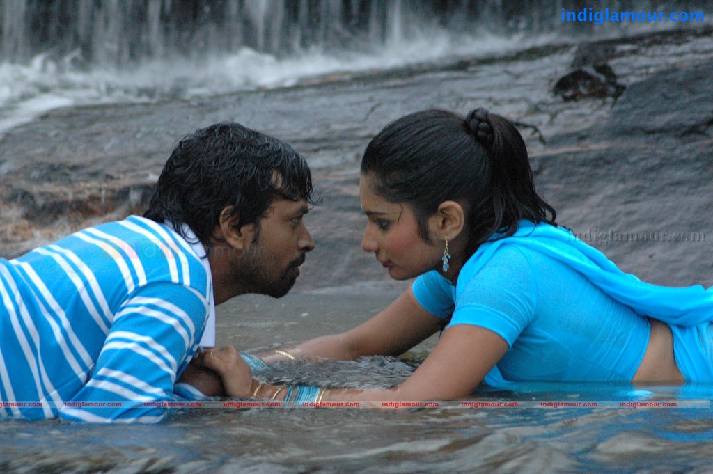 Kadhalai Kadhalikkiren Movie hd photo