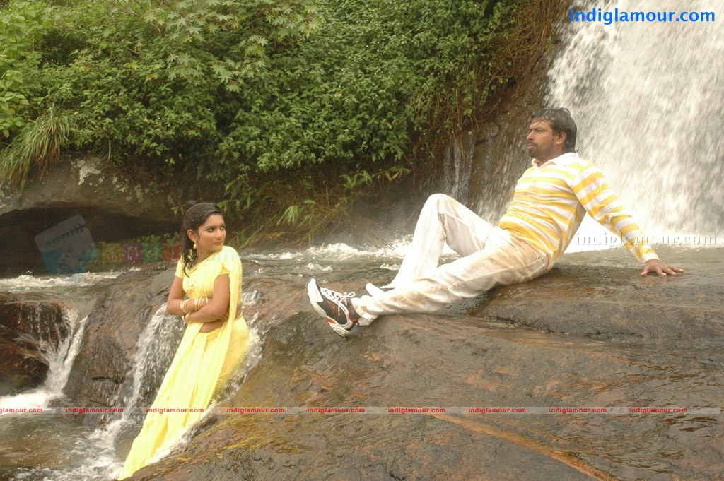 Kadhalai Kadhalikkiren Movie hd photo