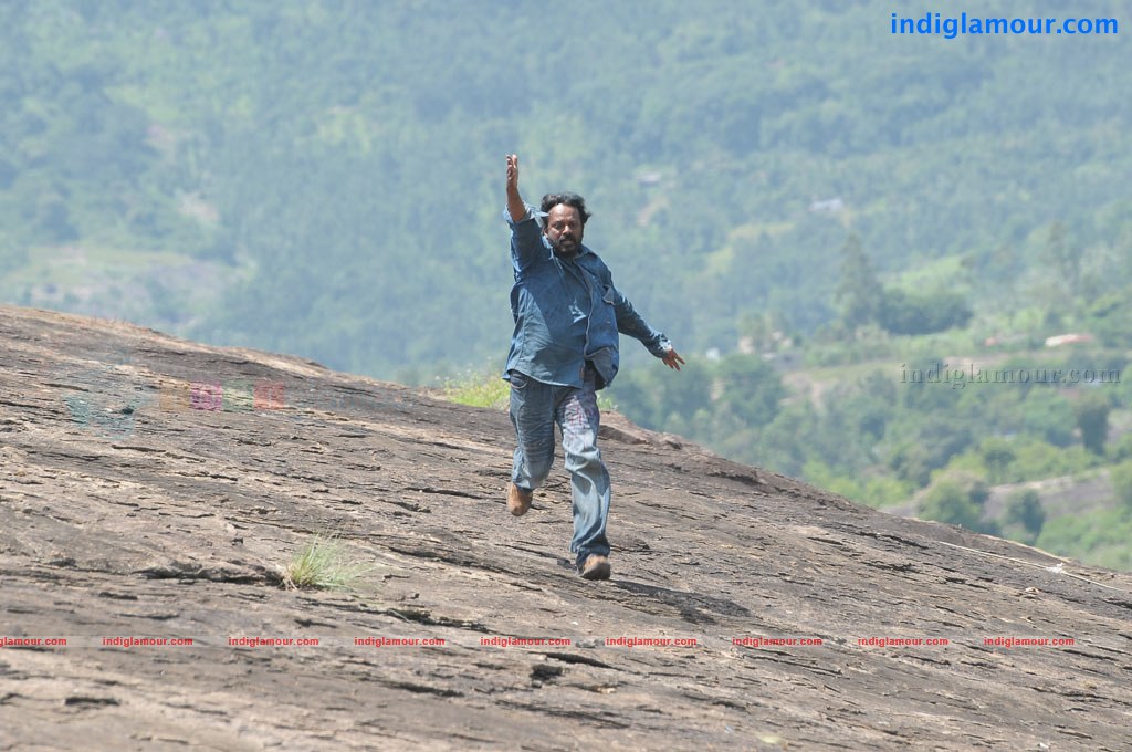 Kadhalai Kadhalikkiren Movie hd photo