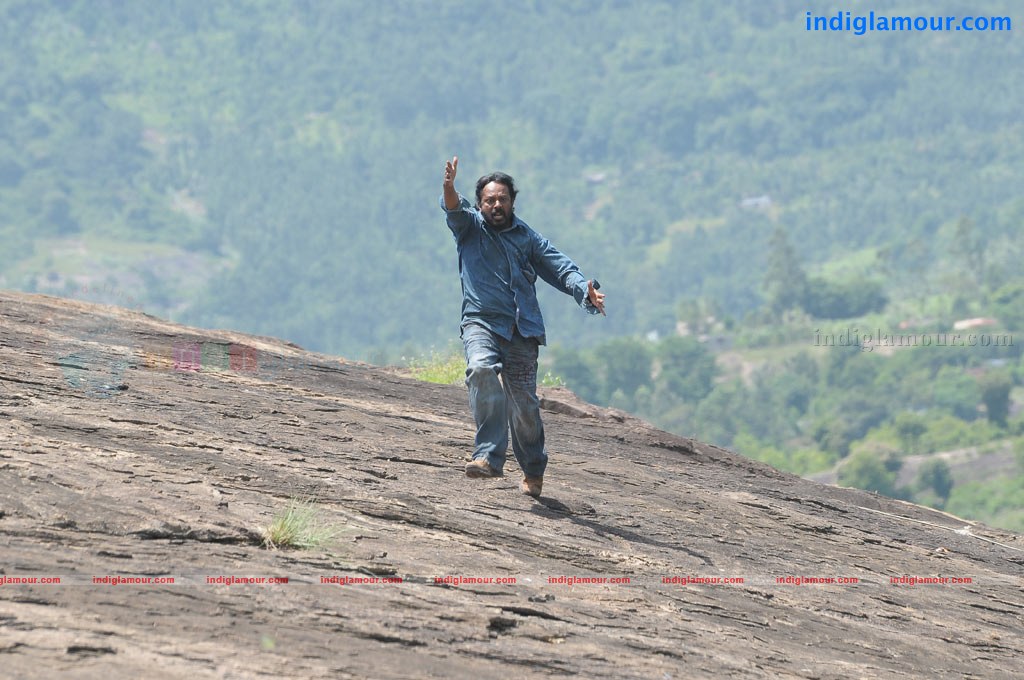 Kadhalai Kadhalikkiren Movie hd photo