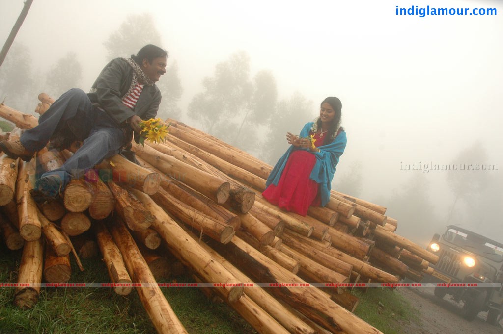 Kadhalai Kadhalikkiren Movie hd photo