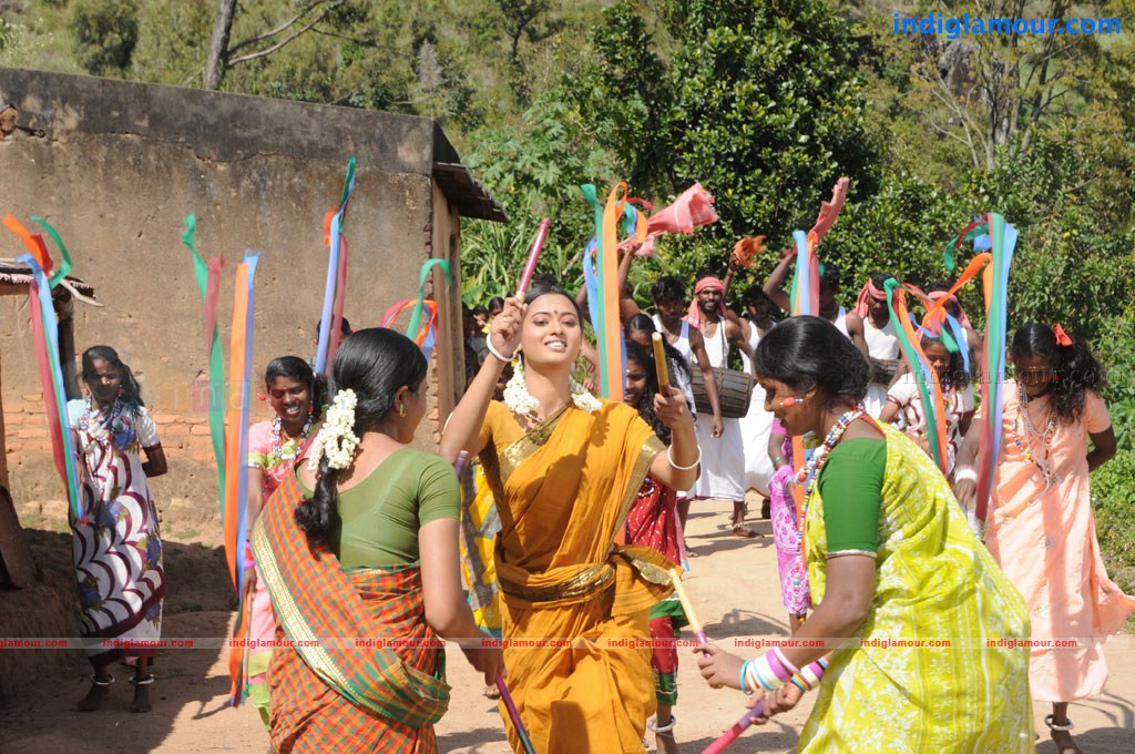 Kadhalai Kadhalikkiren Movie hd photo