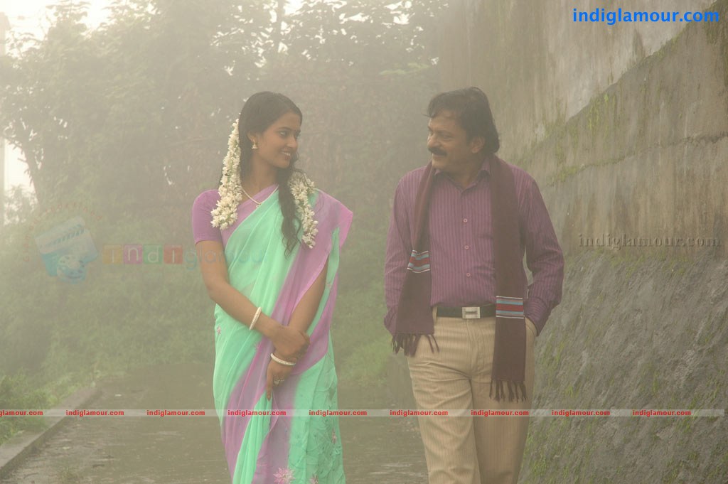 Kadhalai Kadhalikkiren Movie hd photo