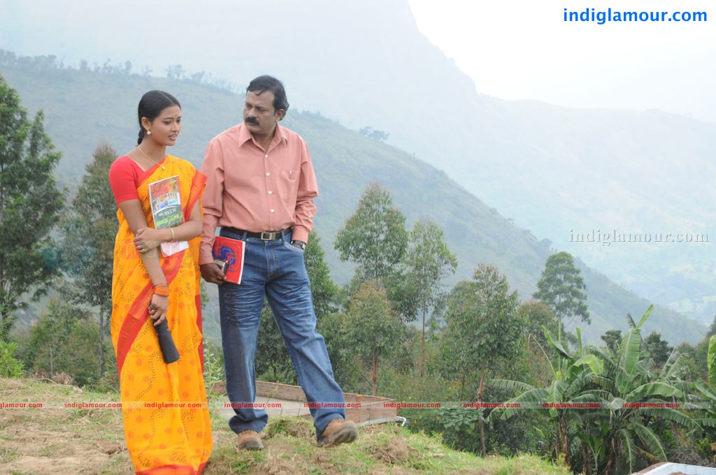 Kadhalai Kadhalikkiren Movie hd photo