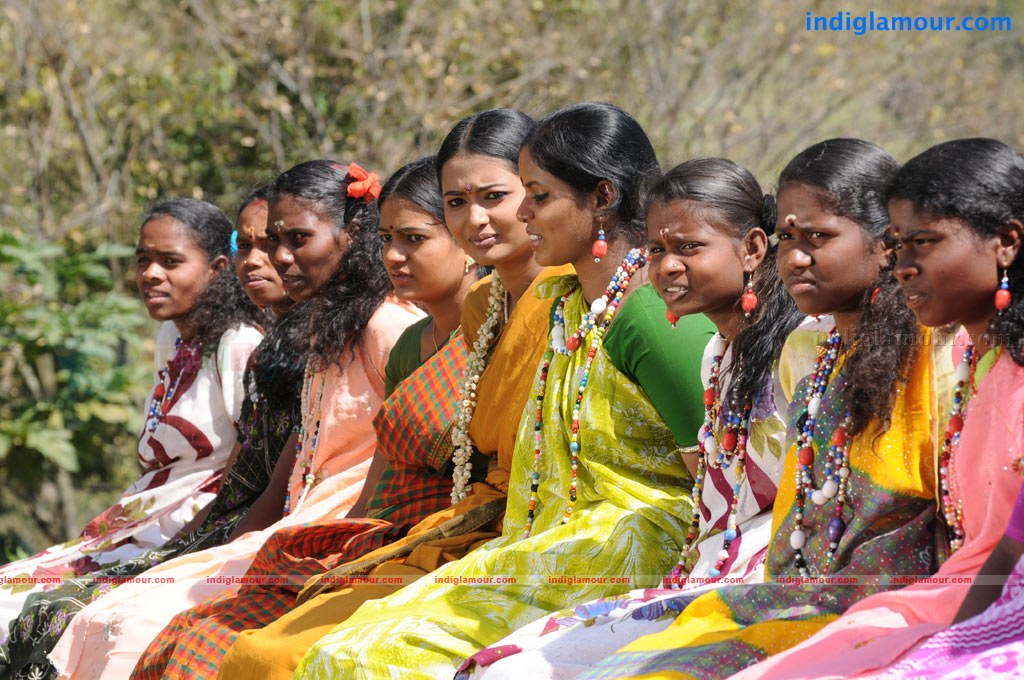 Kadhalai Kadhalikkiren Movie hd photo