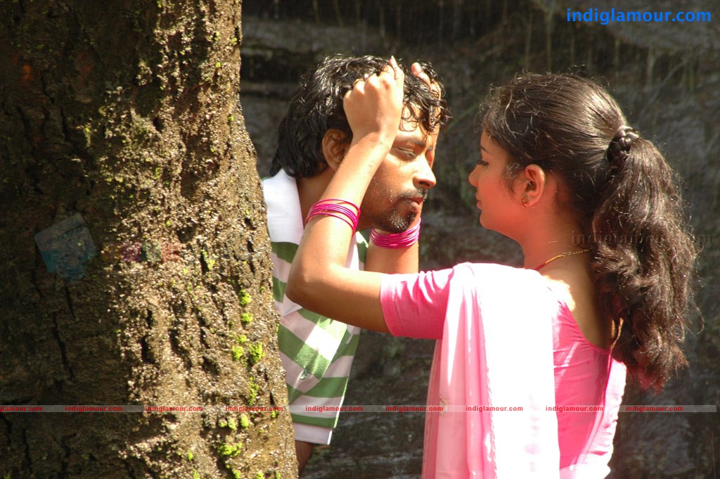 Kadhalai Kadhalikkiren Movie hd photo