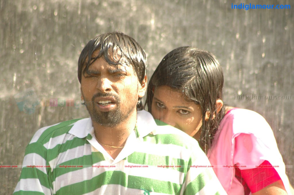 Kadhalai Kadhalikkiren Movie hd photo