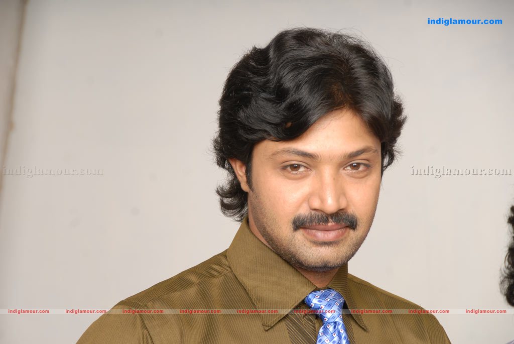 Konjam Poi Niraiya Kaathal Movie hd photo