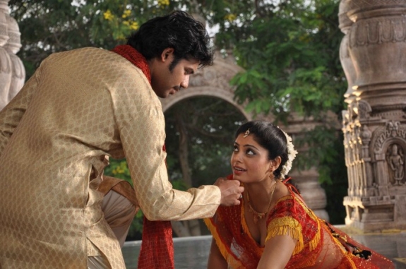 padam Parthu Kathai Sol Movie hd photo