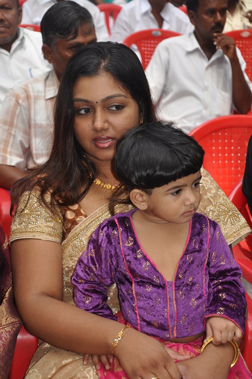 Annakodiyum Kodiveeranum Movie hd photo