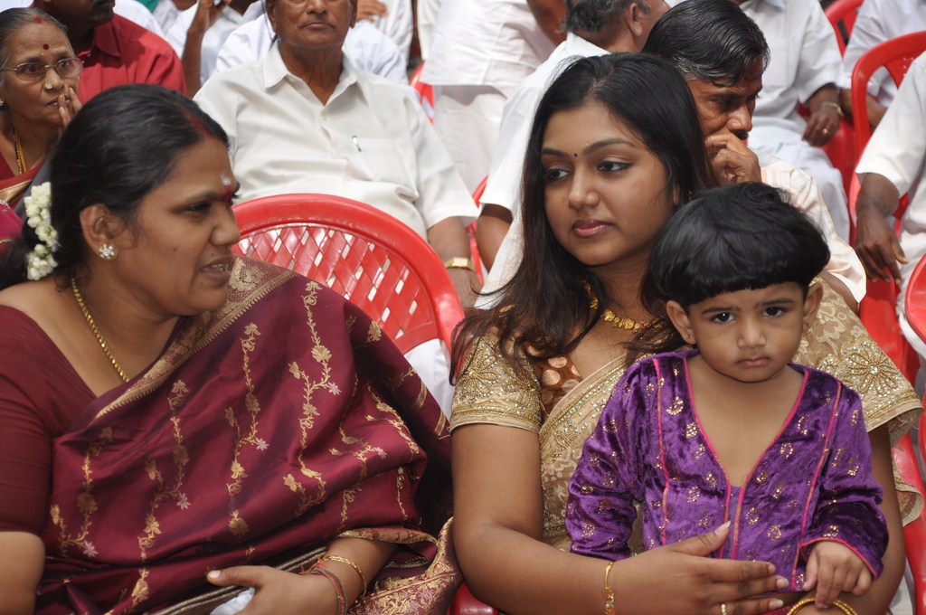 Annakodiyum Kodiveeranum Movie hd photo