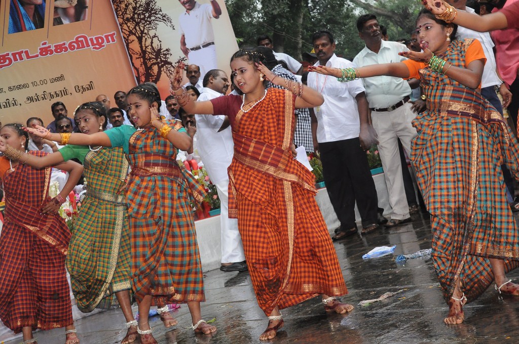 Annakodiyum Kodiveeranum Movie hd photo