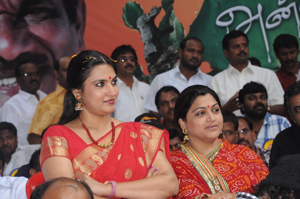 Annakodiyum Kodiveeranum Movie hd photo
