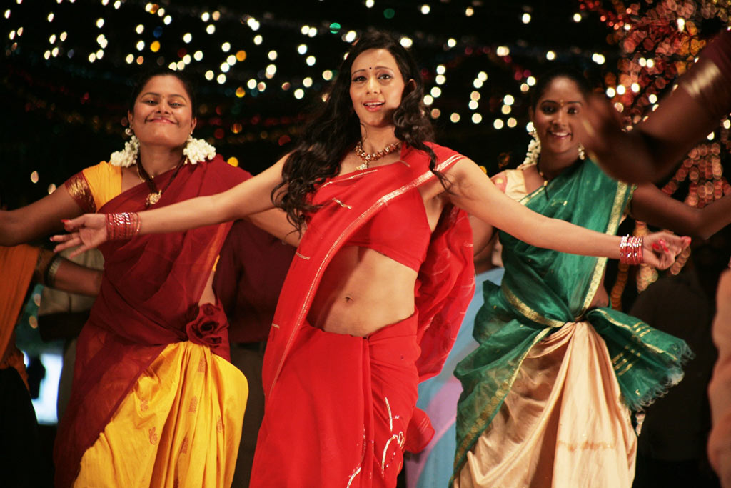 Mayanginen Thayanginen Movie hd photo