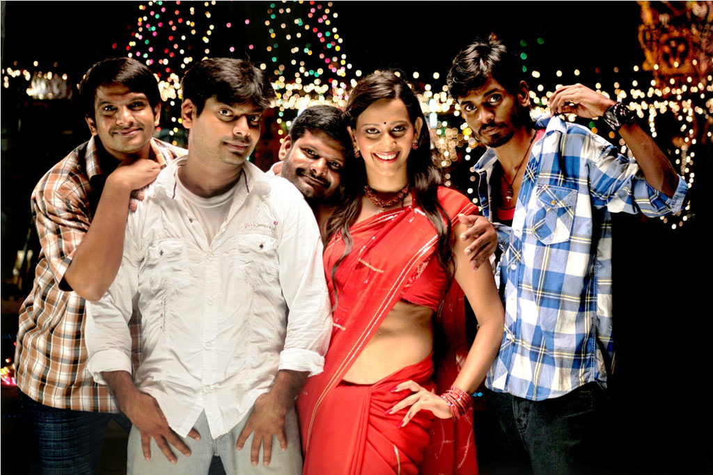 Mayanginen Thayanginen Movie hd photo