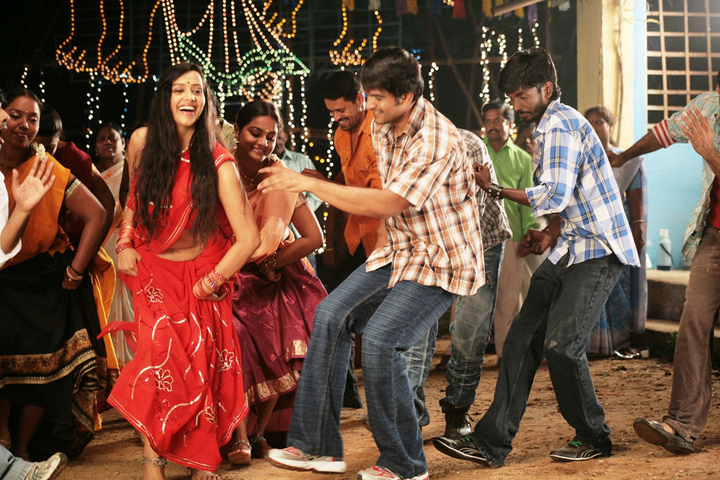 Mayanginen Thayanginen Movie hd photo