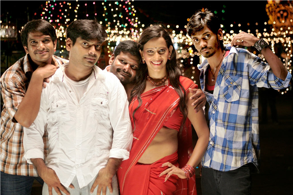 Mayanginen Thayanginen Movie hd photo