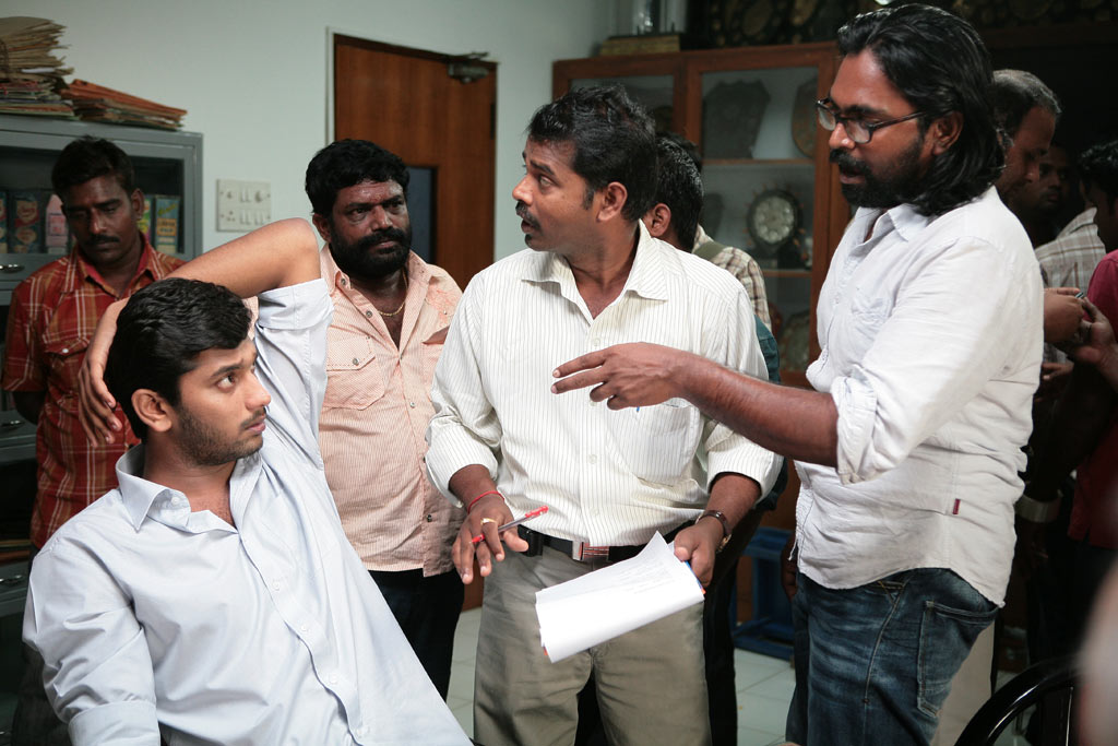 Mouna Guru Movie hd photo