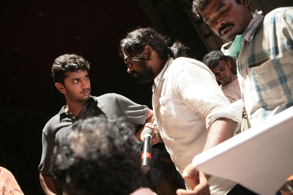 Mouna Guru Movie hd photo