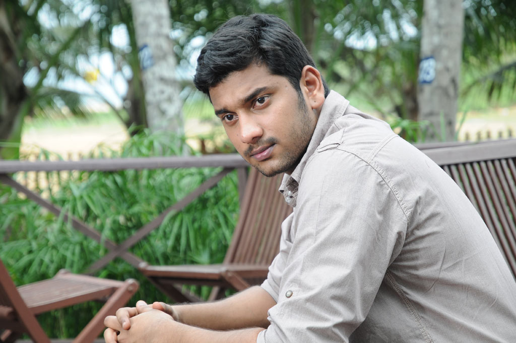 Mouna Guru Movie hd photo