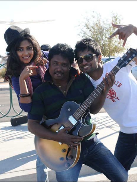 Muppoluthum Un Karpanaigal Movie hd photo