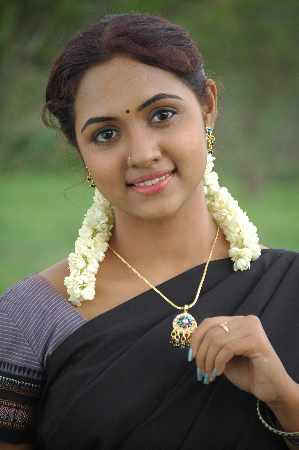 Oorachi Ondriyam Movie hd photo