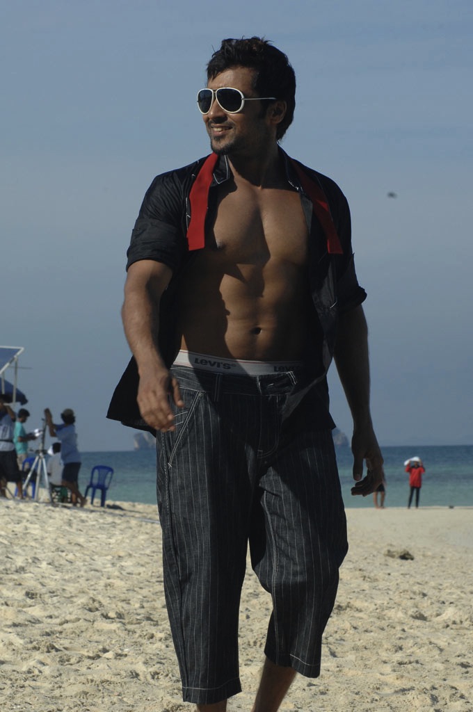 7am Arivu Movie hd photo