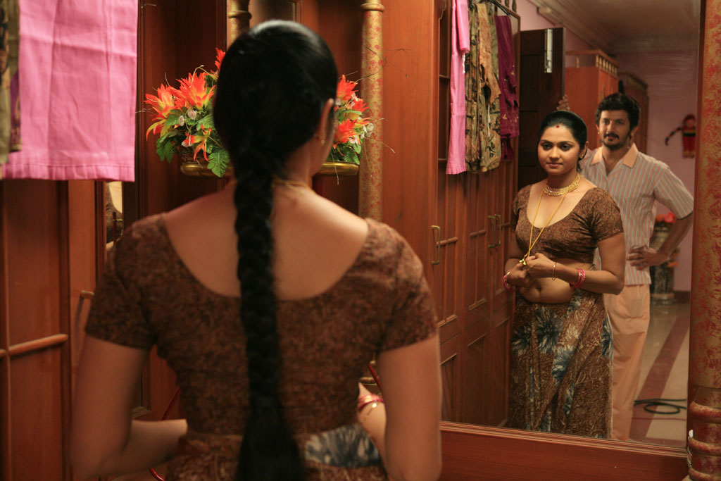 Thalapulla Movie hd photo