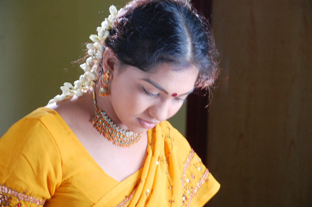 Thenmozhi Thanjavur Movie hd photo