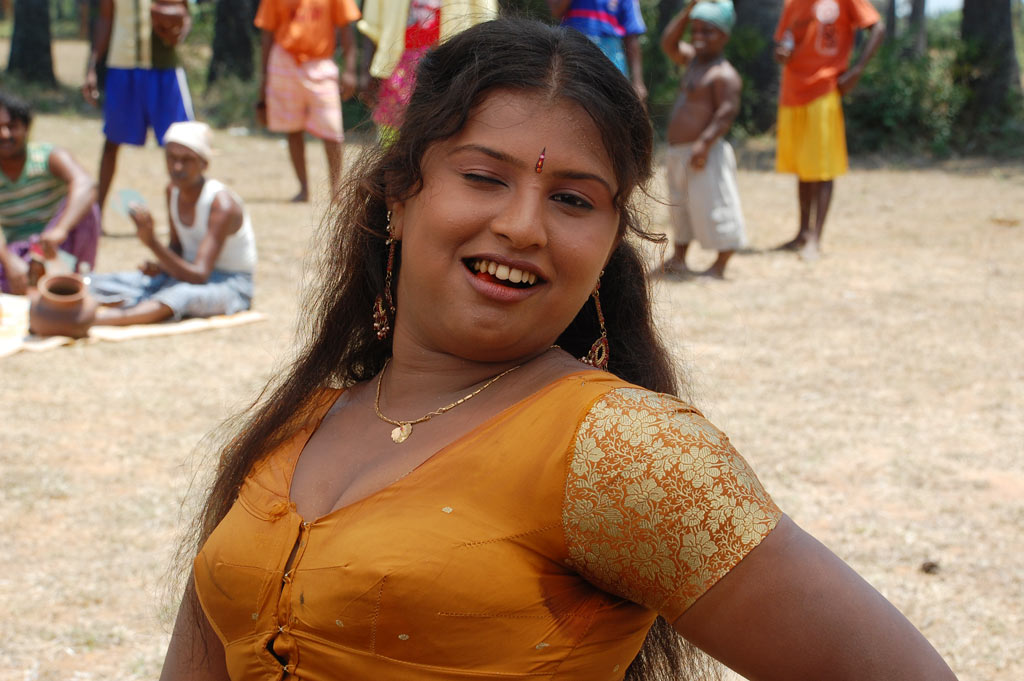 Thenmozhi Thanjavur Movie hd photo