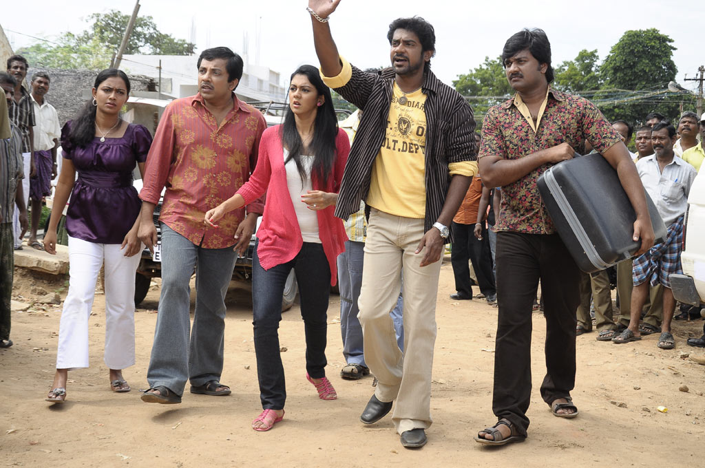 Kasethan Kadavulada Movie hd photo