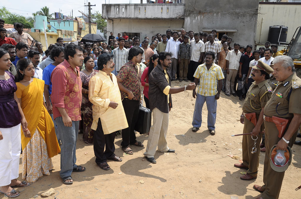 Kasethan Kadavulada Movie hd photo