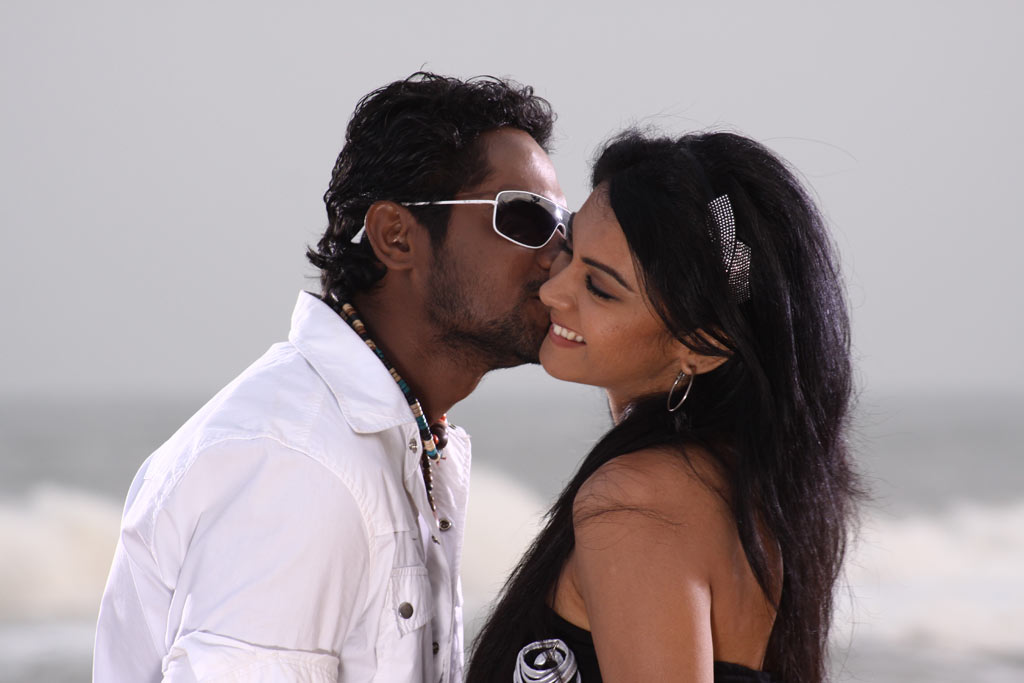 Kasethan Kadavulada Movie hd photo