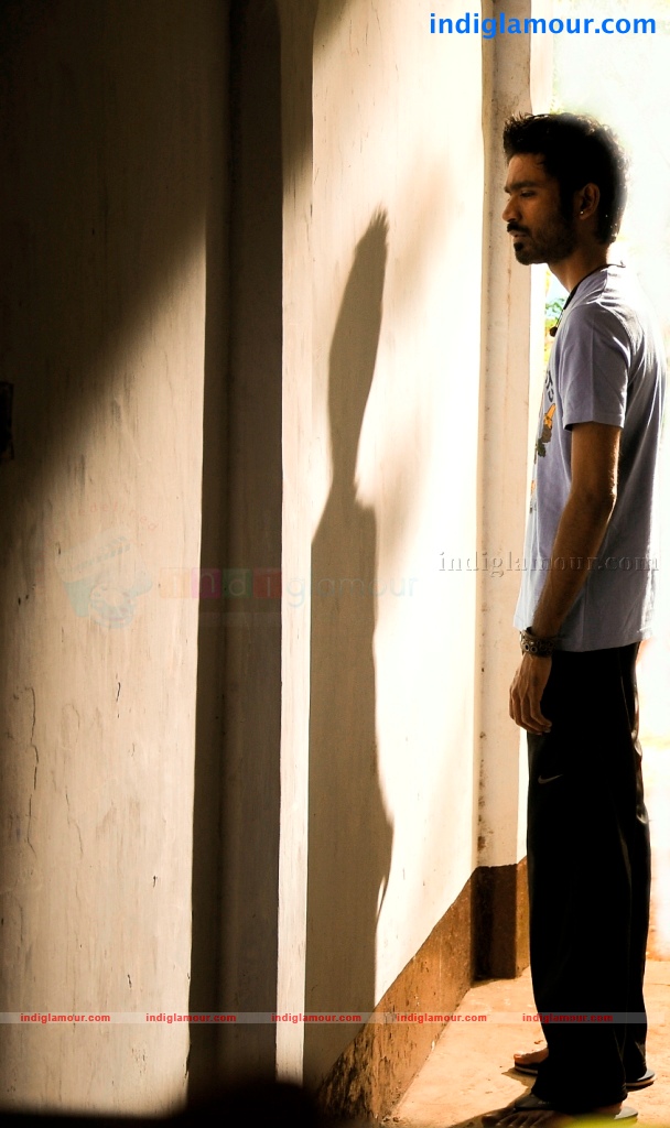Maykkam Enna Movie hd photo