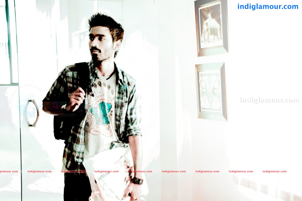 Maykkam Enna Movie hd photo