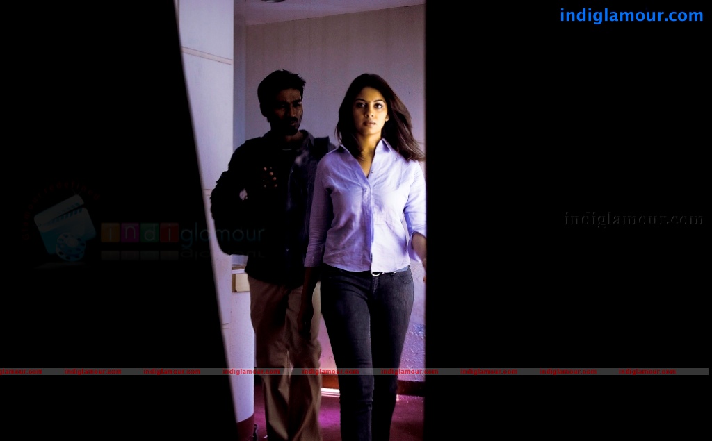 Maykkam Enna Movie hd photo