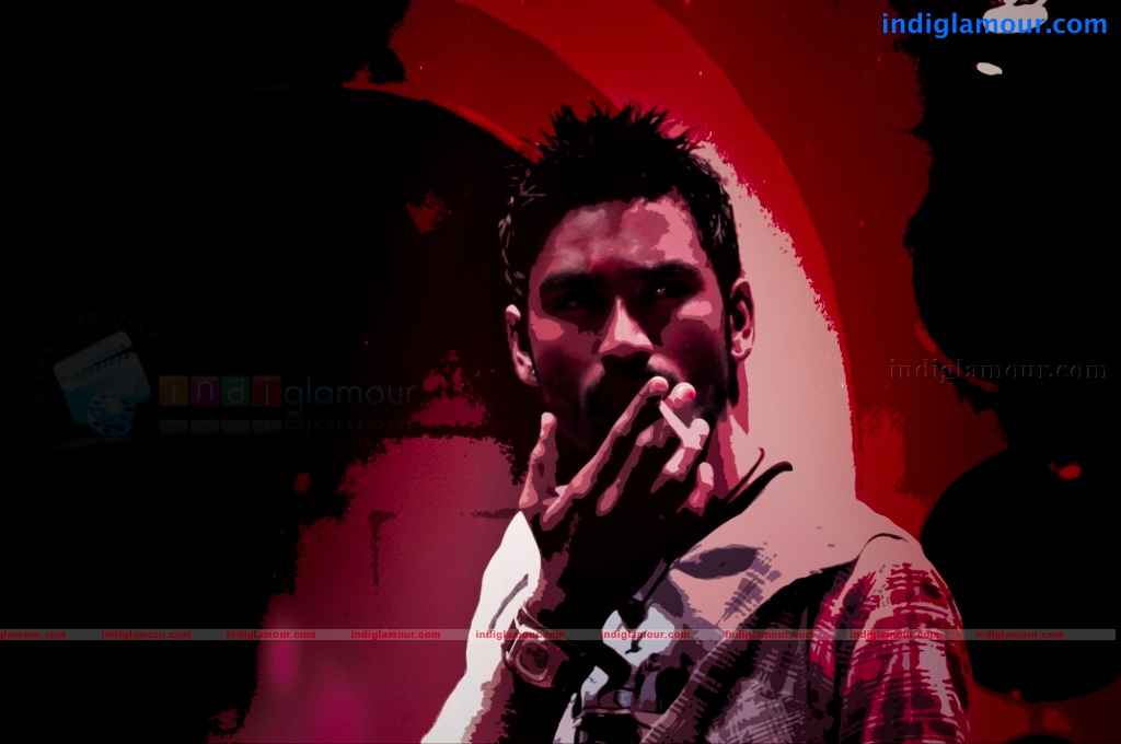 Maykkam Enna Movie hd photo