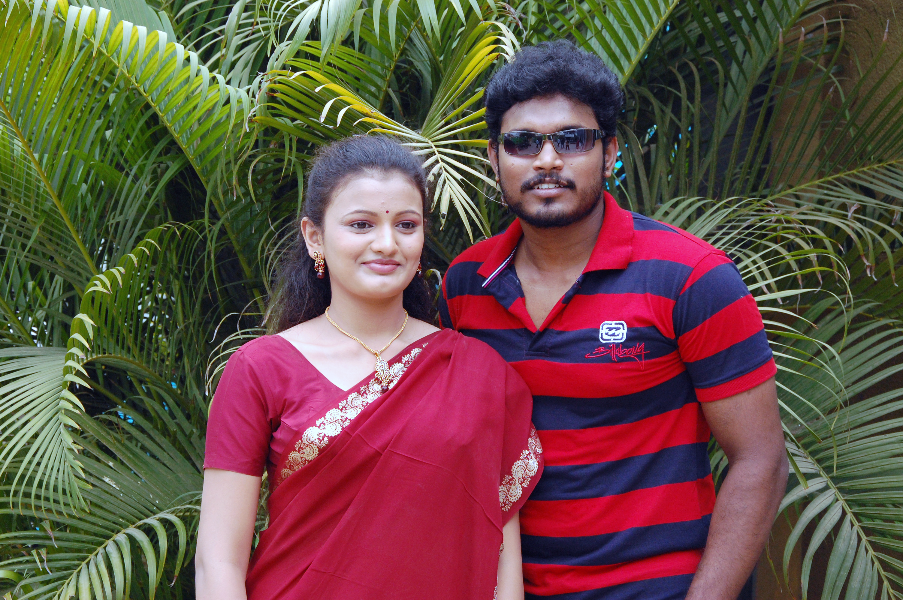 Unathu Vizhiyi Movie hd photo