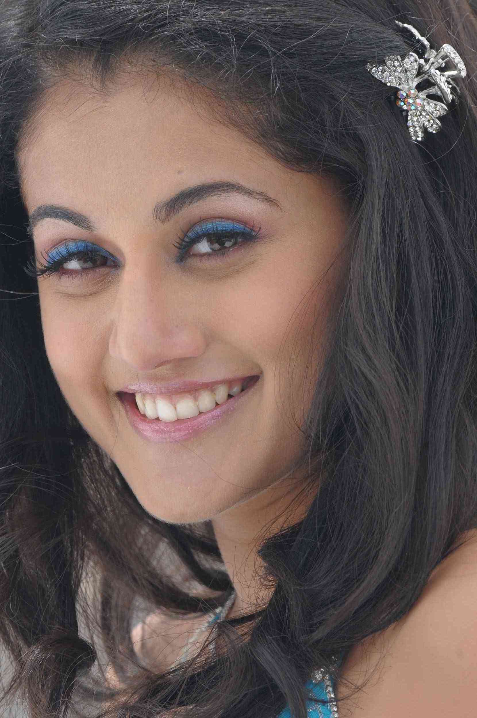 Vandhaan Vendraan Movie hd photo