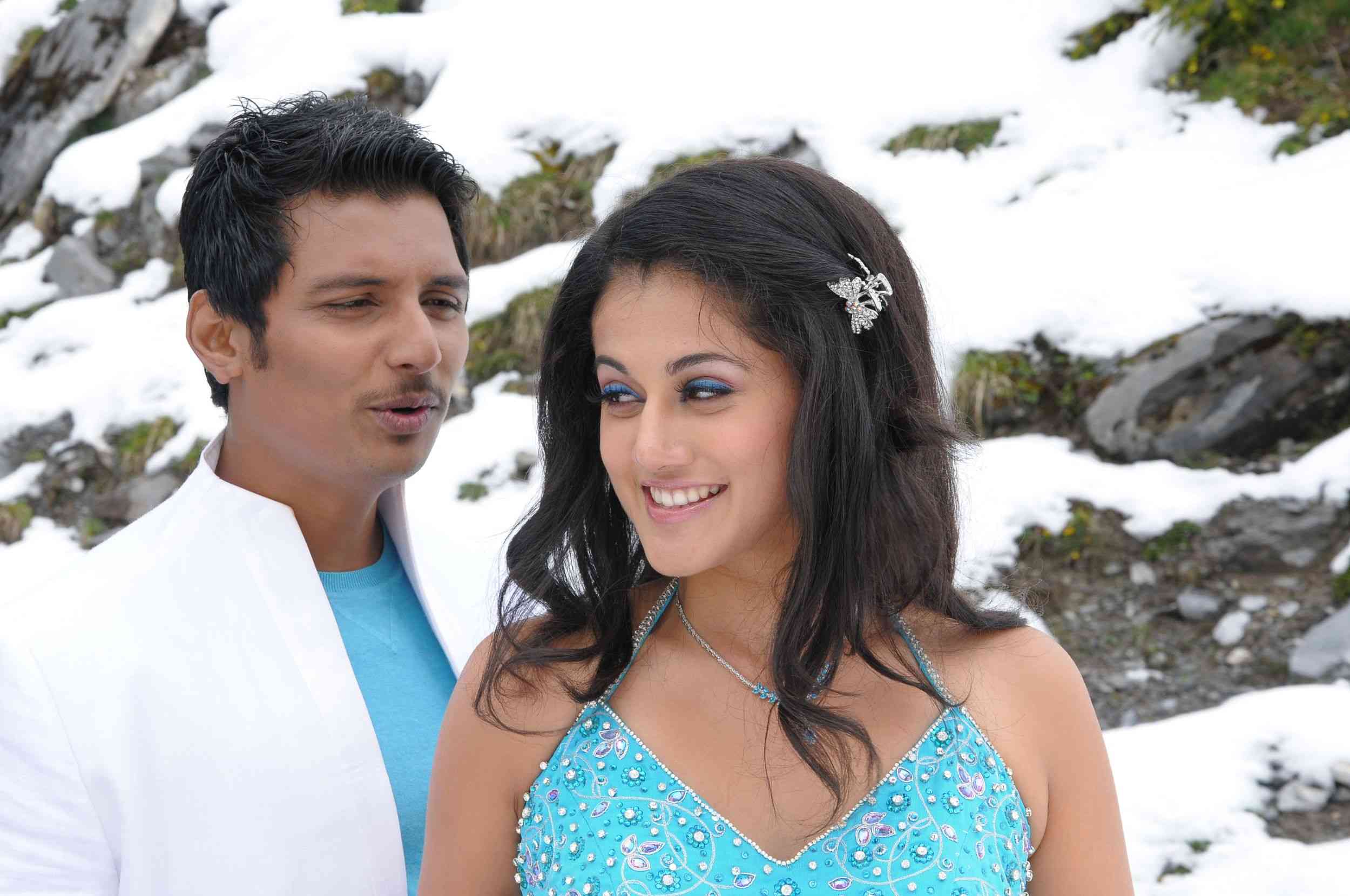 Vandhaan Vendraan Movie hd photo