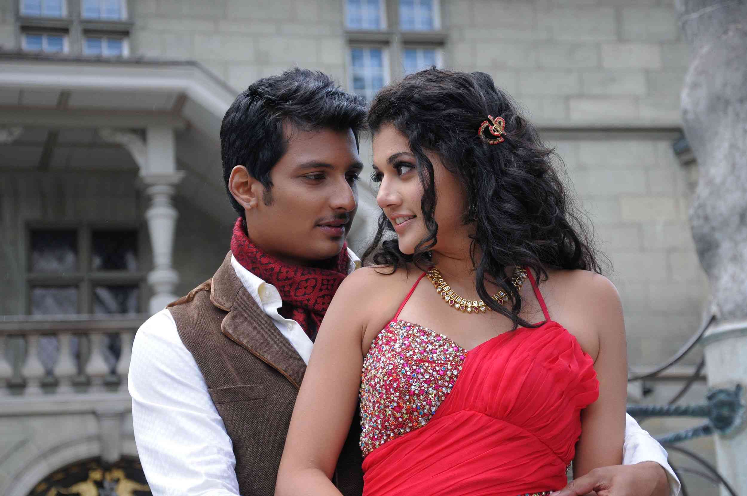 Vandhaan Vendraan Movie hd photo