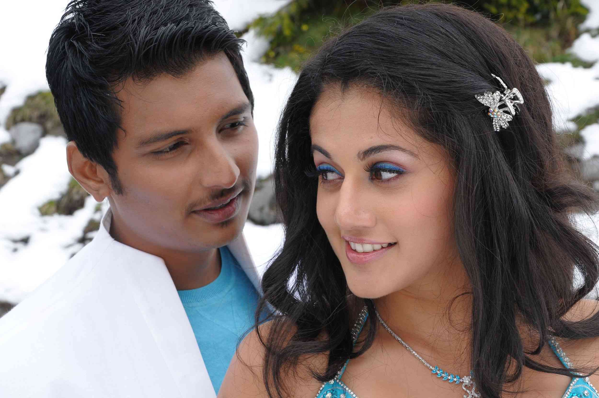 Vandhaan Vendraan Movie hd photo