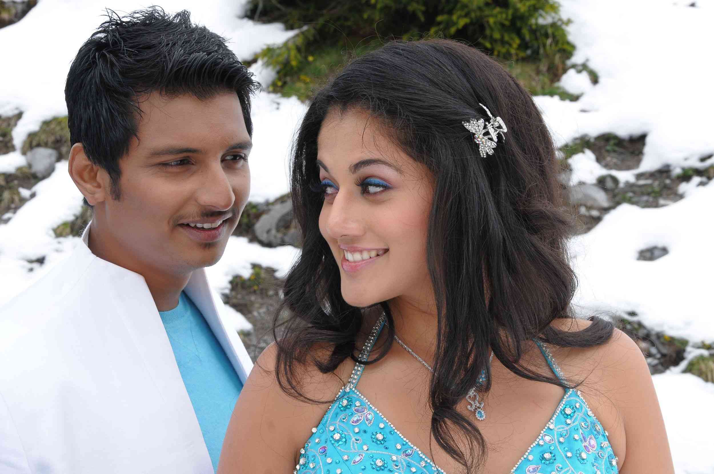 Vandhaan Vendraan Movie hd photo